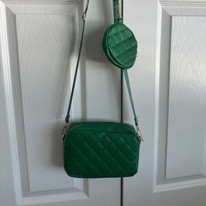 SHEIN Kelly Green Quilted Crossbody Bag with Pouch